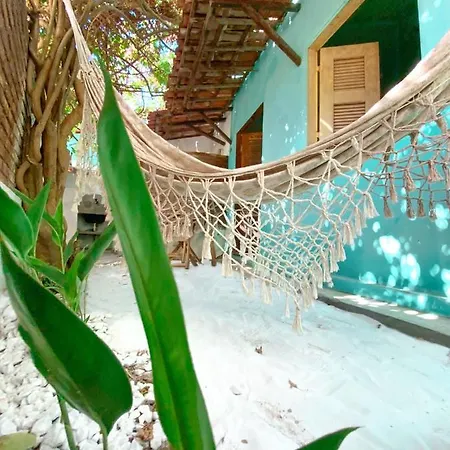 Chale Da Sereia Apart-Hotel Com Cozina Piscina Oasis No Centro De Jericoacoara Exterior photo